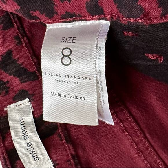 Sanctuary Ankle Jeans Red Black Cheetah Print Stretch Skinny Ankle Pants Size 8 - Picture 2 of 12